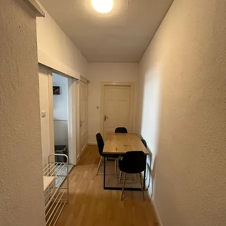 Apartment Zentrale Monteurwohnung In *