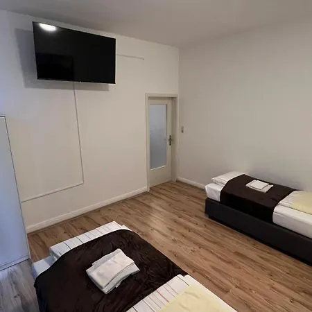 Zentrale Monteurwohnung In * Neumünster