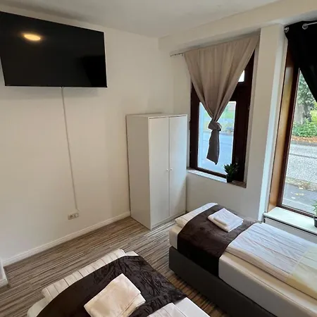 Zentrale Monteurwohnung In Apartment Neumünster