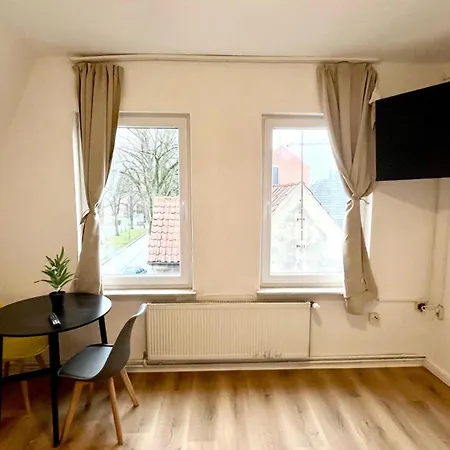 Zentrale Monteurwohnung In Apartment